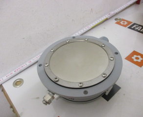 Датчик уровня мембранный
MOLOSmembran   Membran-Füllstandanzeiger
MFE  Grenzschalter für Schüttgüter
>>> für universelle Einsatzmöglichkeiten <<<
Gehäuse aus verstärktem Kunststoff, Schutzart IP65
Temperaturbereich  Ta -20°C...+60°C
Kontakt  4 A / 250 V AC,  potenzialfreier Wechsler
E    Membrane aus Edelstahl
E    Haltering aus Edelstahl
B3  StaubEx  II  1/3D  Ex  ta / tc  IIIC  T 63 °C
zur Verwendung in explosionsgefährdeten Bereichen
Gewicht: 0,60 kg
 MOLLET