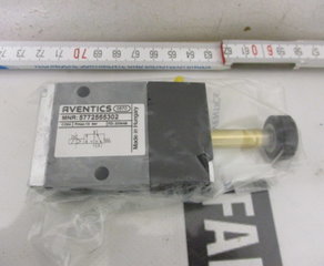 Пневмоклапан
3/2-Wegeventil, Serie CD04
CD04-3/2NC-SR-NONE-I-G018-G018 Aventics (brand of Emerson)